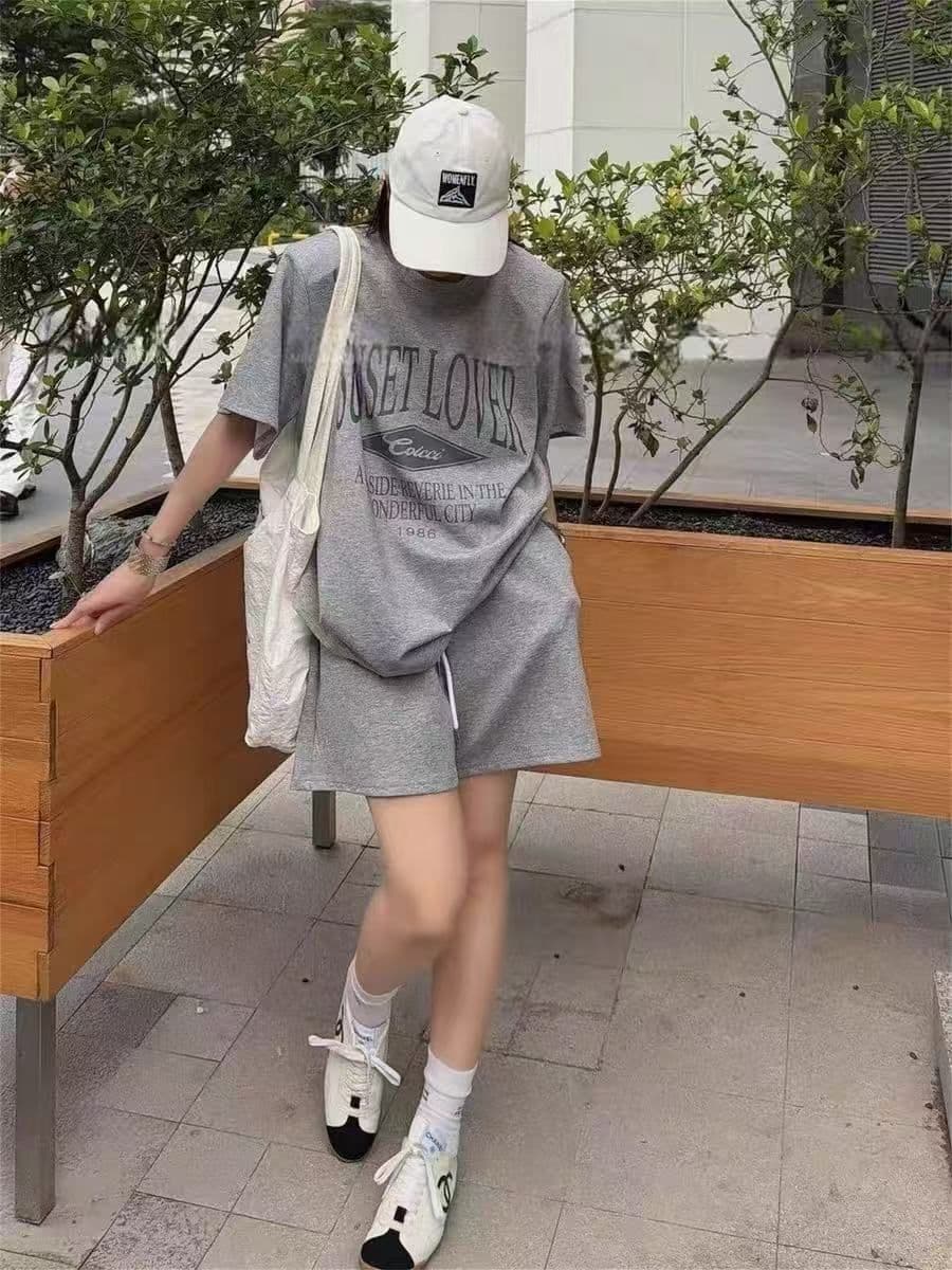 한국 스타일 루즈핏 캐주얼 바람 알파벳 프린트 반팔 반바지 패션 투피스 세트 상세 이미지 6
