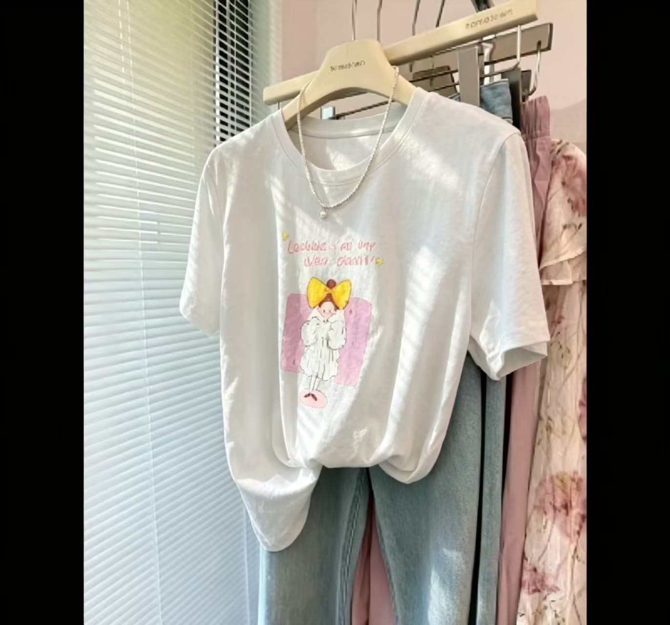 한국 스타일 레트로 만화 프린트 연령 감소 라운드 넥 반팔 티셔츠 여성 루즈핏 느긋한 바람 맨위 여성 여름 상세 이미지 6