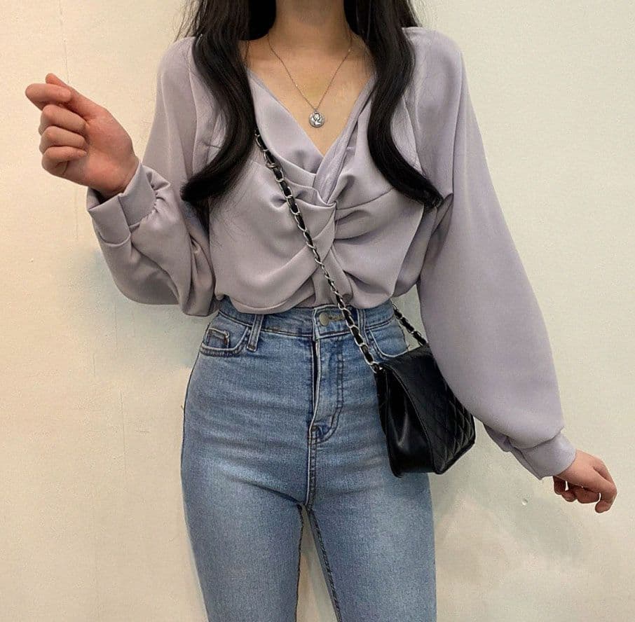 한국 chic 가을 프랑스식 품격 주름 V넥 비틀림 디자인 루즈핏 캐주얼 단색 긴팔 셔츠 맨위 상세 이미지 19