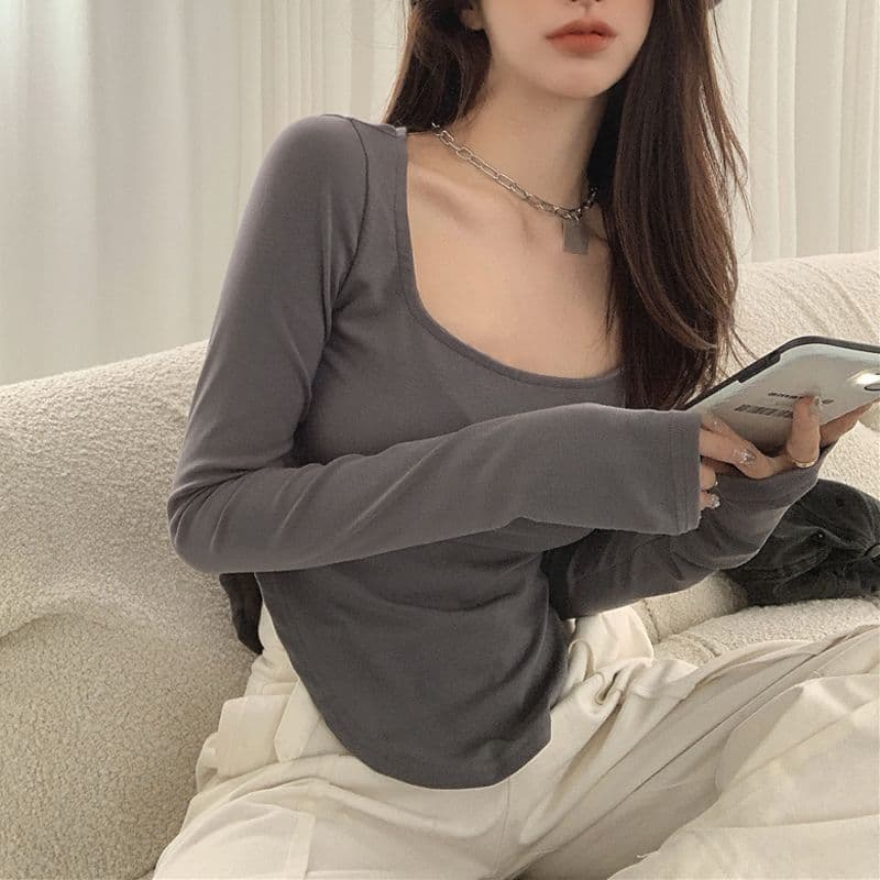 가을 의상 u 칼라 단색 섹시함 낮은 네크라인 불규칙 몸매 가꾸기 긴팔 티셔츠 여성