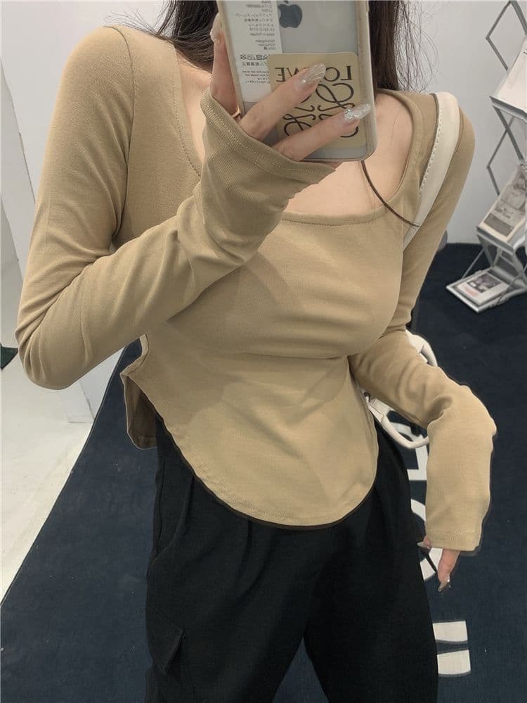 가을 의상 u 칼라 단색 섹시함 낮은 네크라인 불규칙 몸매 가꾸기 긴팔 티셔츠 여성 상세 이미지 4