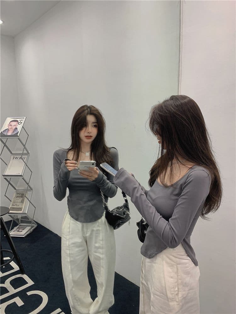 가을 의상 u 칼라 단색 섹시함 낮은 네크라인 불규칙 몸매 가꾸기 긴팔 티셔츠 여성 상세 이미지 16