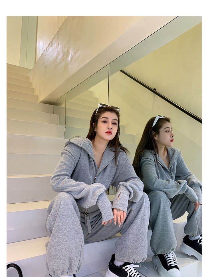이른 가을 우유 부서 착용 가져 가라. 후드티 캐주얼 스포츠 슈트 여성 인터넷 유명인 튀김 거리 장난기 넘치는 활기찬 와이드 레그 팬츠 투피스 세트 상세 이미지 20