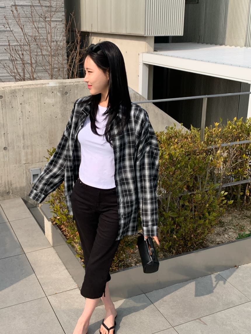 지금 ins 인터넷 유명인 미니멀리즘 다용도 하이웨이스트 슬림해 보이는 스트레이트 7 분 청바지 상세 이미지 34