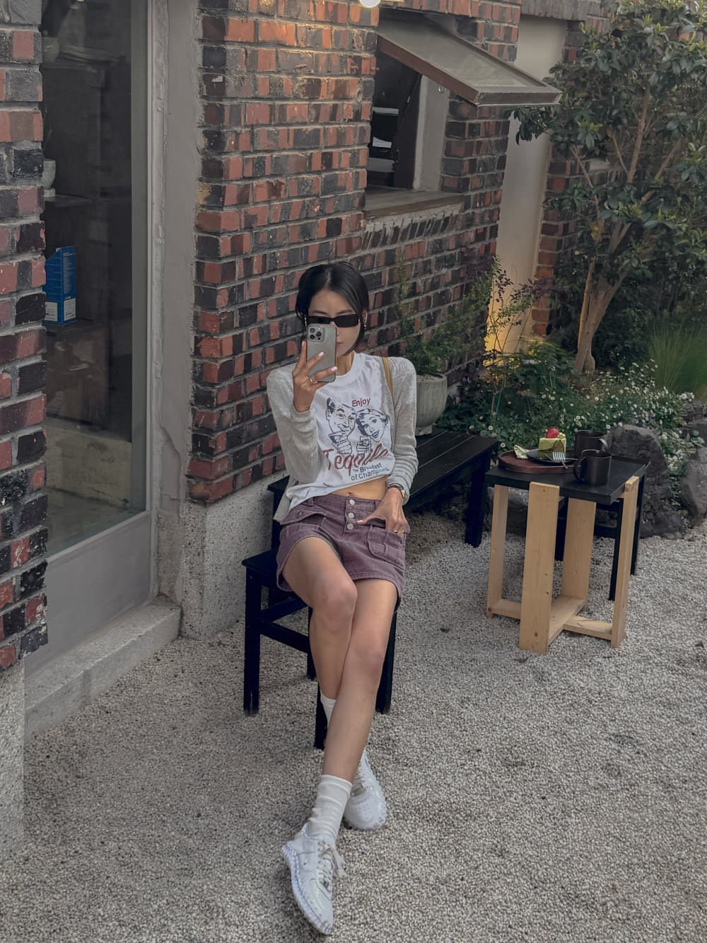기타 버클 찢어진 거친 가장자리 주머니 루즈핏 색상 데님 반바지 여성 상세 이미지 12