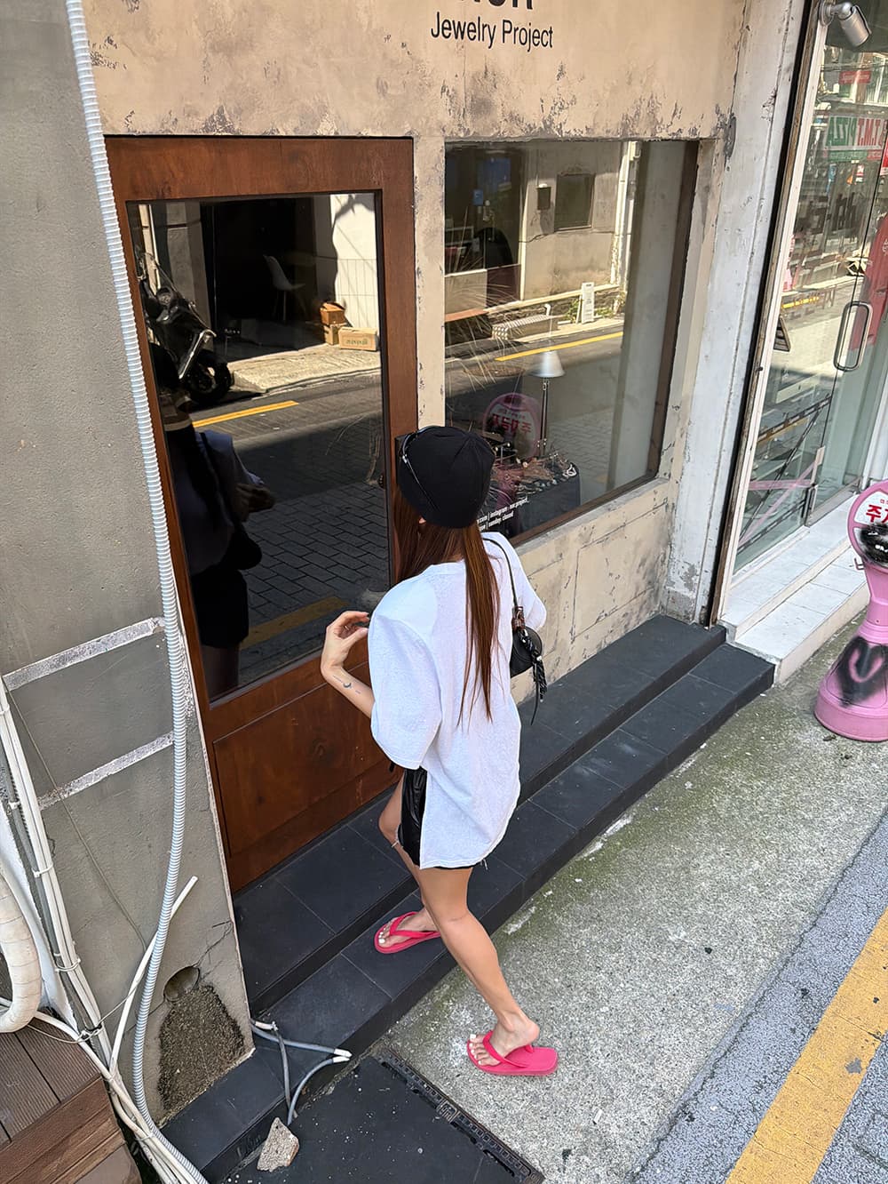 패치워크 검정색 거친 가장자리 데님 반바지 상세 이미지 10