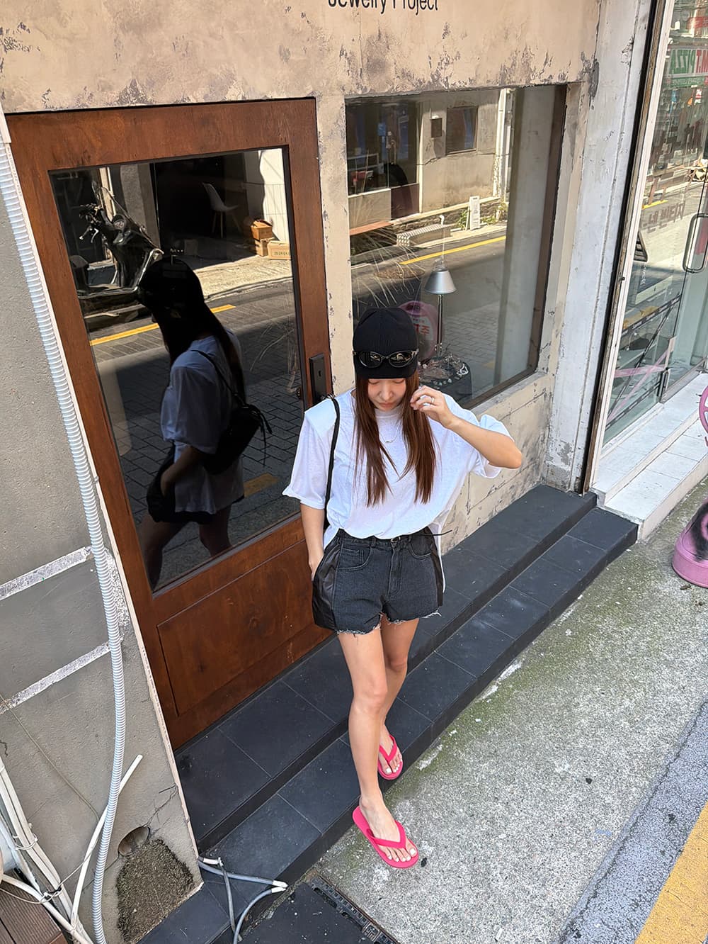 패치워크 검정색 거친 가장자리 데님 반바지 상세 이미지 11
