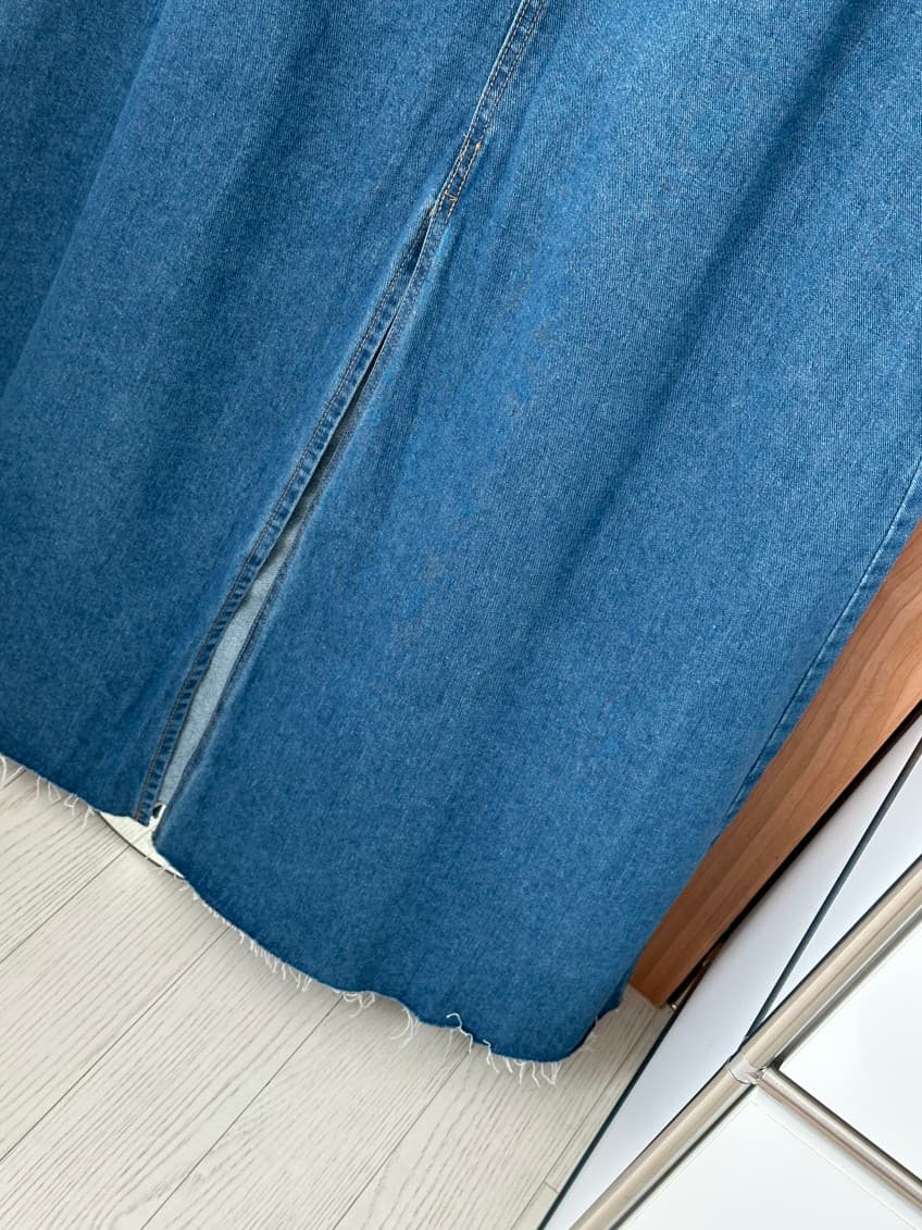 이전 트임 진한 파란색 거친 가장자리 레트로 롱 코트 데님 반신 스커트 상세 이미지 28