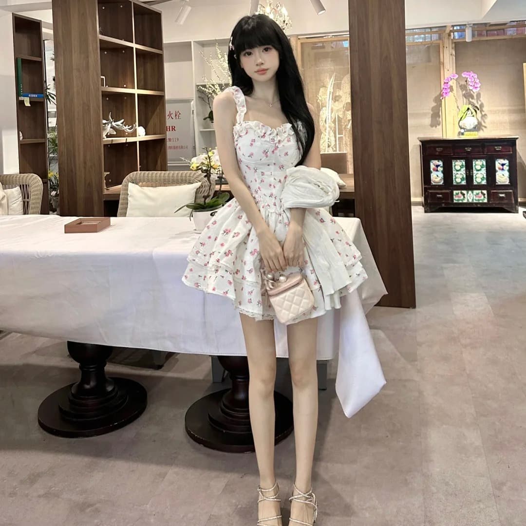 화이트 꽃무늬 슬립 여성 드레스 여름 핫걸 섹시함 순수한 욕망 바람 허리 수축 슬림해 보이는 퍼프 스커트 달콤한 매운맛 바람 치마