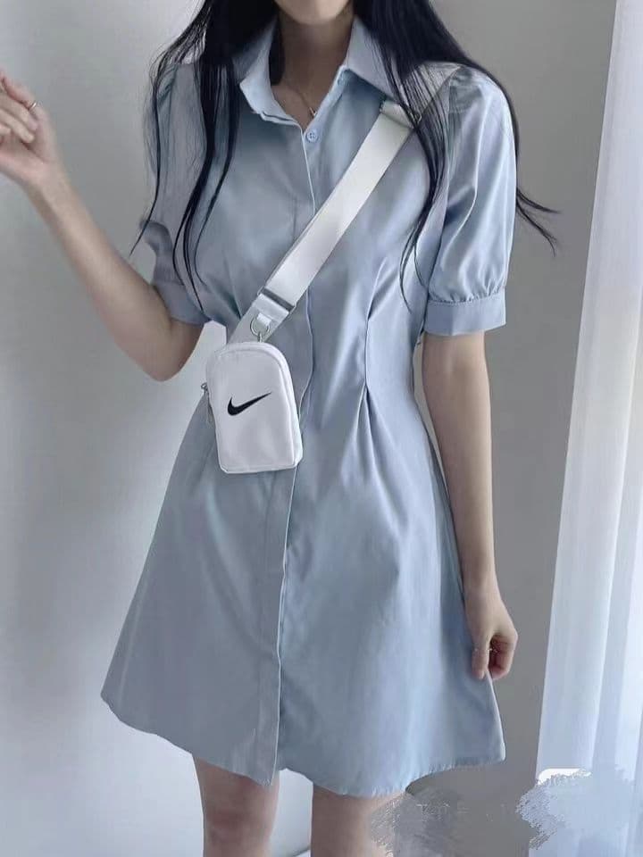 파란색 POLO 칼라 셔츠 여성 드레스 2026 여름 프랑스식 미니 스커트 허리 수축 슬림해 보이는 한 마디 반팔 치마 이미지 2