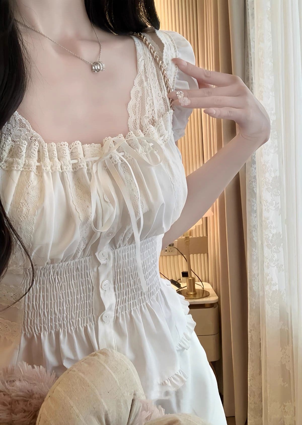 화이트 워터 여성 화이트 장미 우유 푸 거품 소매 맨위 여성 순수한 욕망 바람 분위기 센스 몸매 가꾸기 슬림해 보이는 외출용 반팔 맨위 이미지 4
