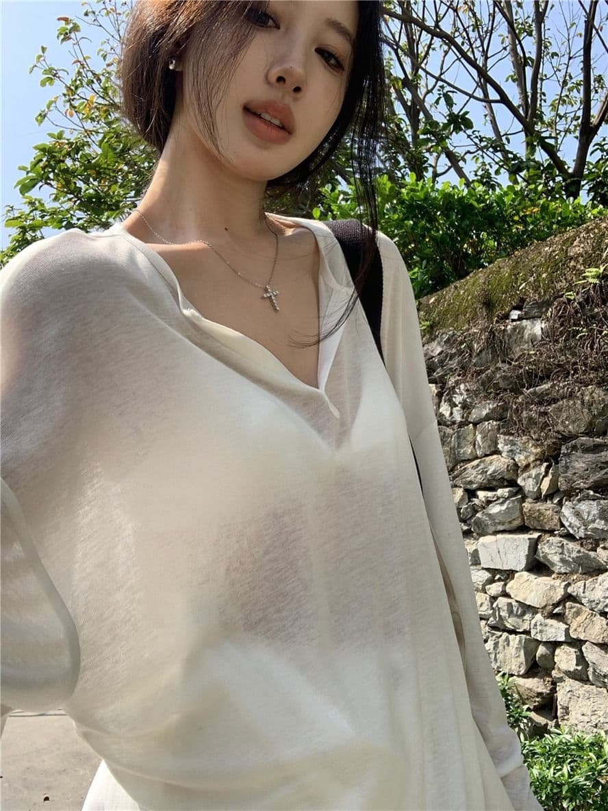 햇빛 플러시 한 부서 느긋한 바람 화이트 V넥 얼음 실크 가면 티셔츠 여성 여름 얇은 스타일 마이크로 ~을 통해 자외선 차단 블라우스 상세 이미지 24