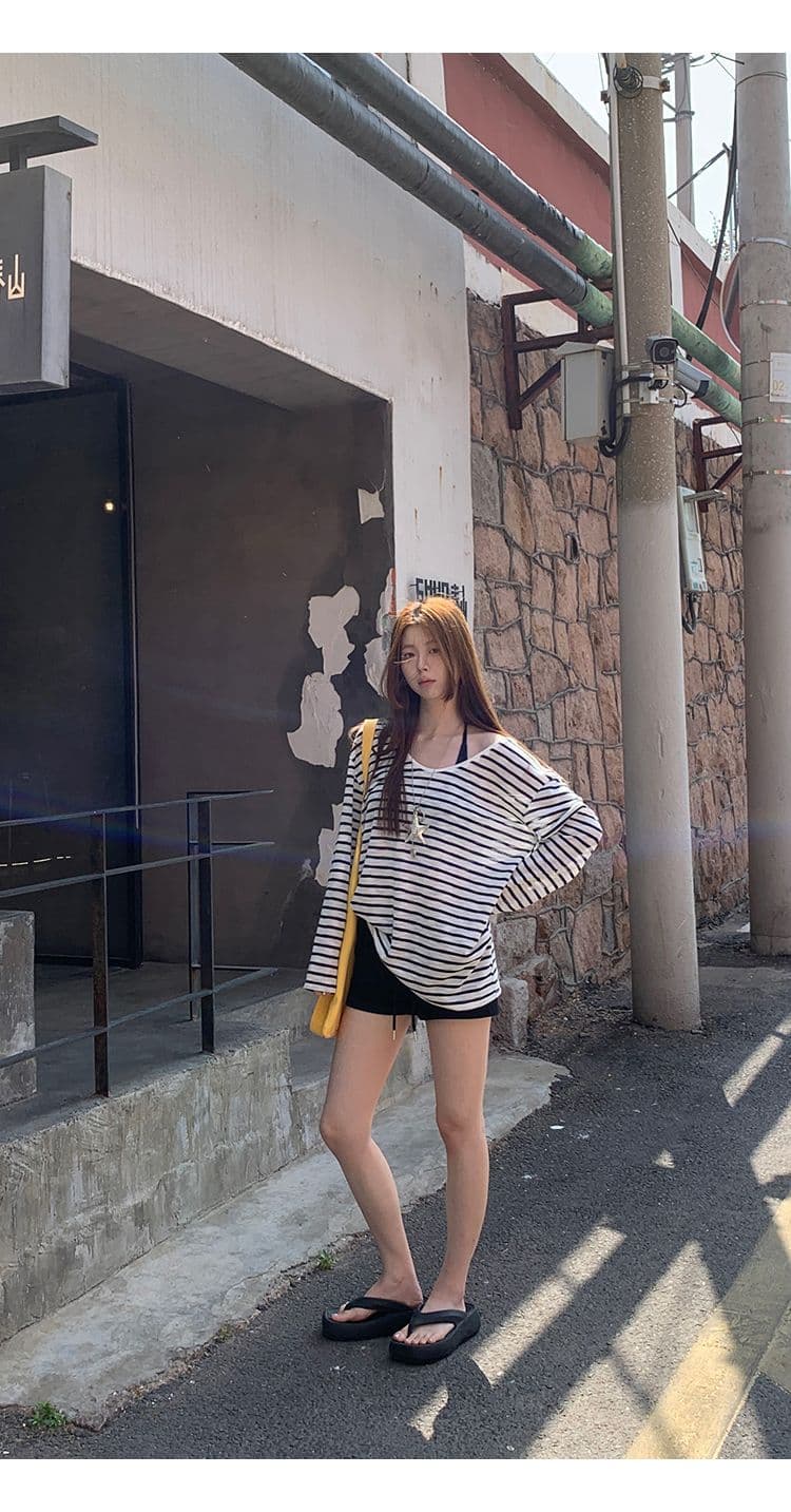주간 실크 눈꽃 자외선 차단 블라우스 여성 여름 ootd 착용 가져 가라. 2026 새로운 긴 소매 티셔츠 루즈핏 스트라이프 비스듬한 어깨 의류 상세 이미지 5