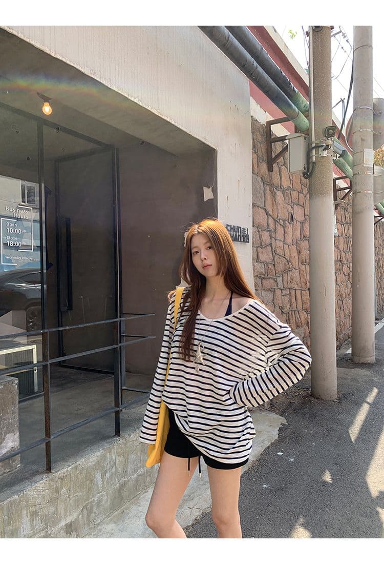 주간 실크 눈꽃 자외선 차단 블라우스 여성 여름 ootd 착용 가져 가라. 2026 새로운 긴 소매 티셔츠 루즈핏 스트라이프 비스듬한 어깨 의류 상세 이미지 6