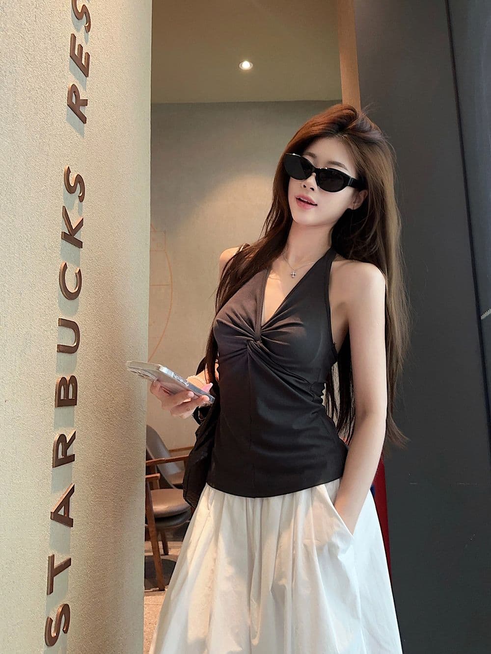 사람들 면 핫걸 민소매 V넥 비틀림 황색 행침 목 조끼 여성 여름 몸매 가꾸기 슬립 슬림해 보이는 외출용 상세 이미지 8