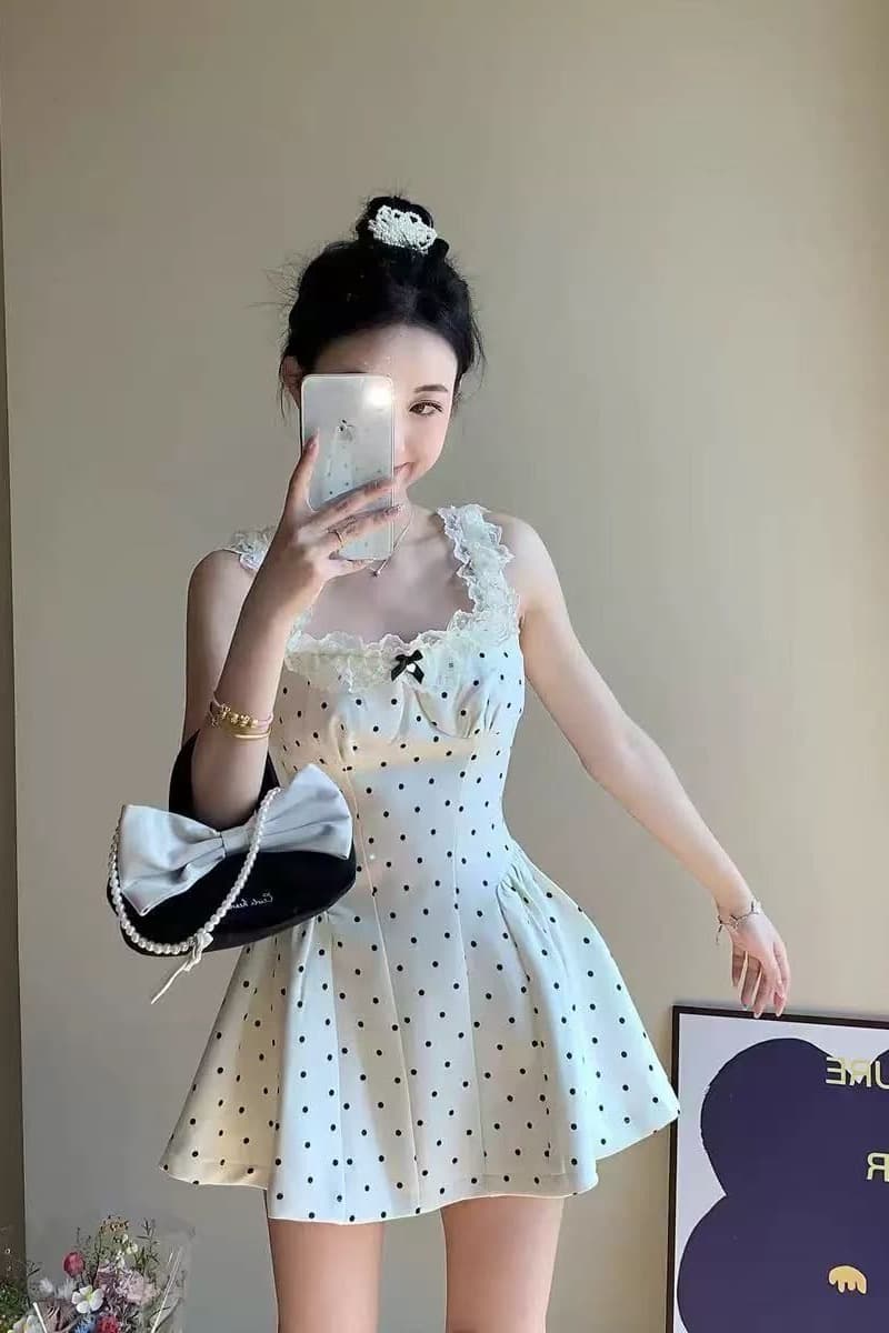 순수한 욕망 핫걸 도트 무늬 레이스 슬립 여성 드레스 봄 새로운 허리 수축 쇼트 스타일 퍼프 스커트 트렌디 조끼 스커트 이미지 5