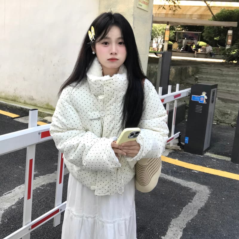 코듀로이 도트 무늬 아래 면화 의류 여성 2026 겨울 새로운 두꺼운 루즈핏 모피 칼라 빵 외투 맨위 이미지 4