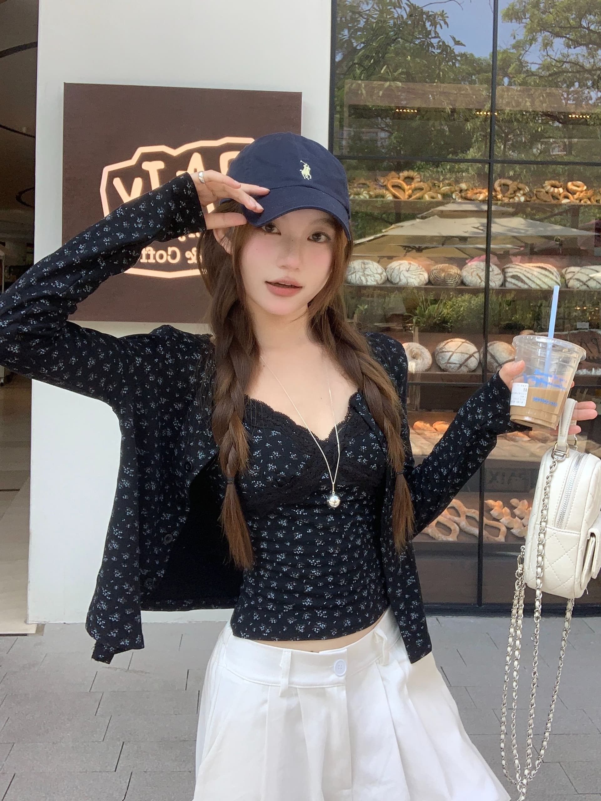 goo goo eyes 레이스 꽃무늬 캐미솔 긴팔 오픈 가디건 세트 이른 가을 몸매 가꾸기 슬림해 보이는 두 조각 여성 세트 상세 이미지 3