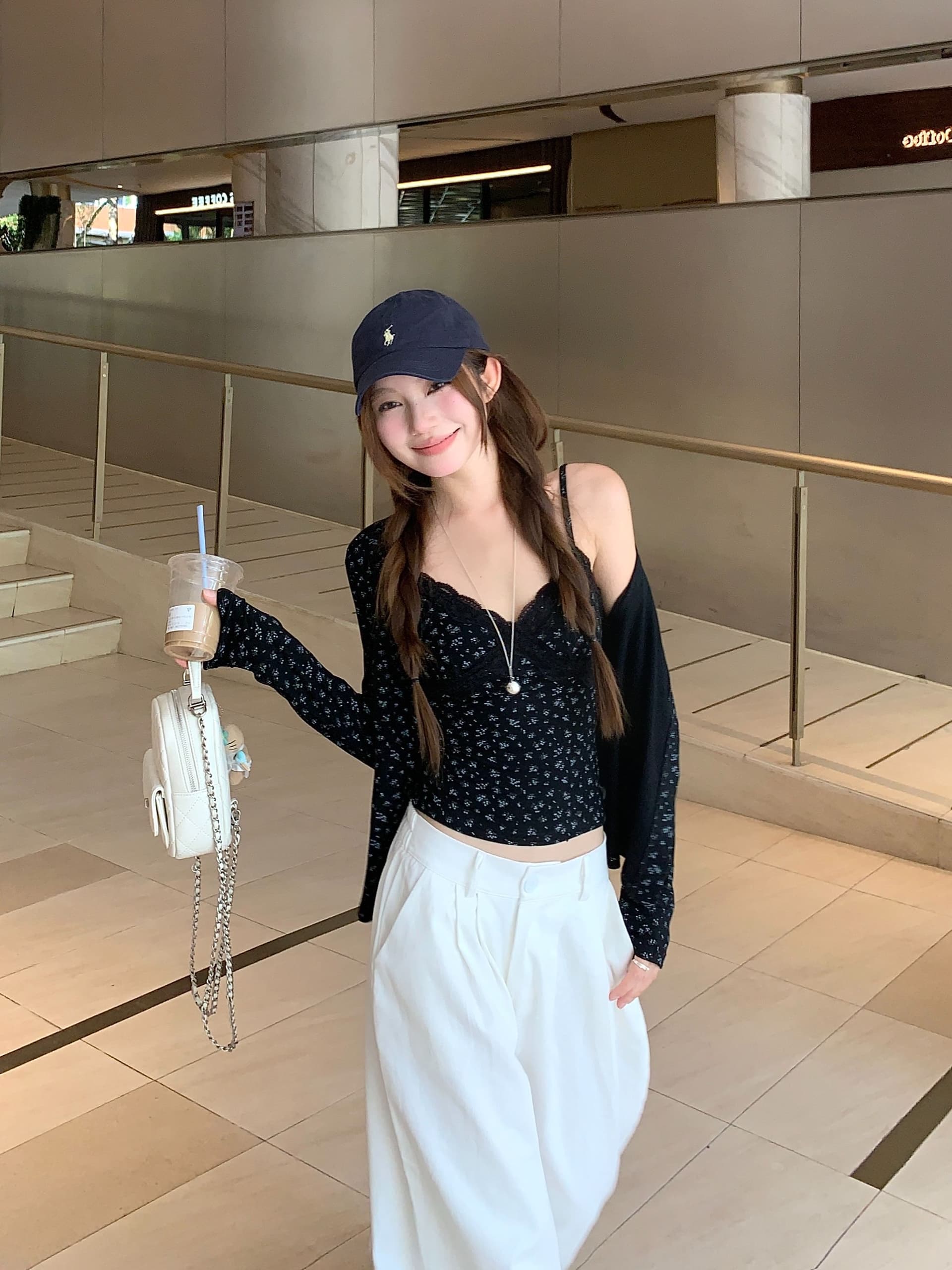 goo goo eyes 레이스 꽃무늬 캐미솔 긴팔 오픈 가디건 세트 이른 가을 몸매 가꾸기 슬림해 보이는 두 조각 여성 세트 상세 이미지 5