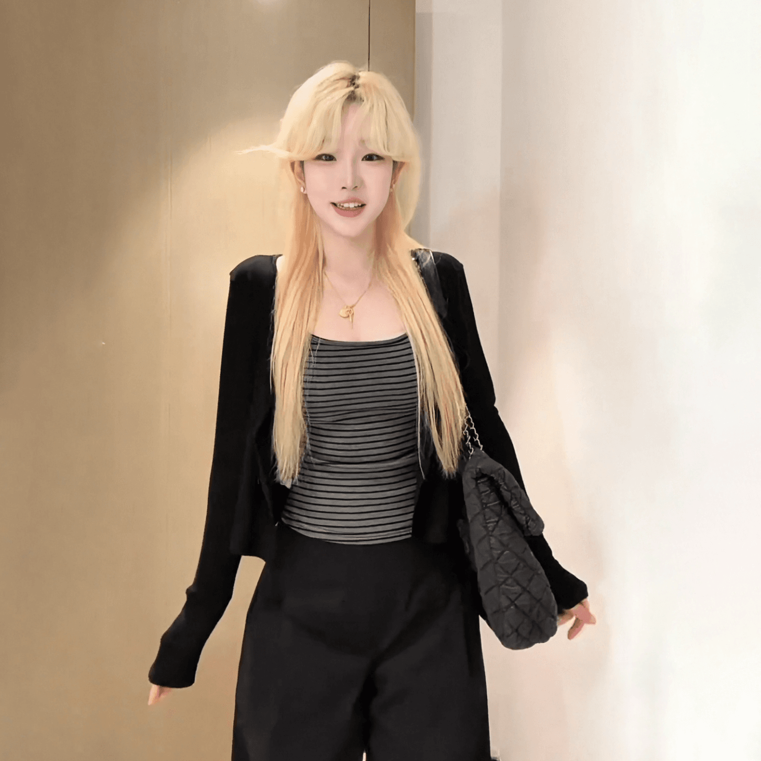 2026 한 부서 디자인 센스 긴팔 오픈 가디건 스트라이프 조끼 슬립 봄 가을 새로운 달콤한 매운맛 패션 세트 상세 이미지 4