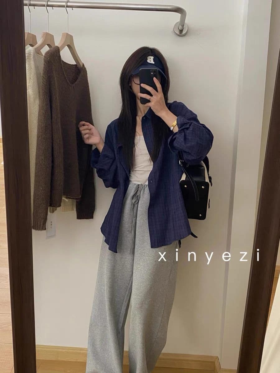 사계절 섹션 프랑스식 레트로 블루 색상 체크무늬 여성 셔츠 루즈핏 느긋한 바람 슈퍼 잘 생긴 긴팔 셔츠 맨위 상세 이미지 6