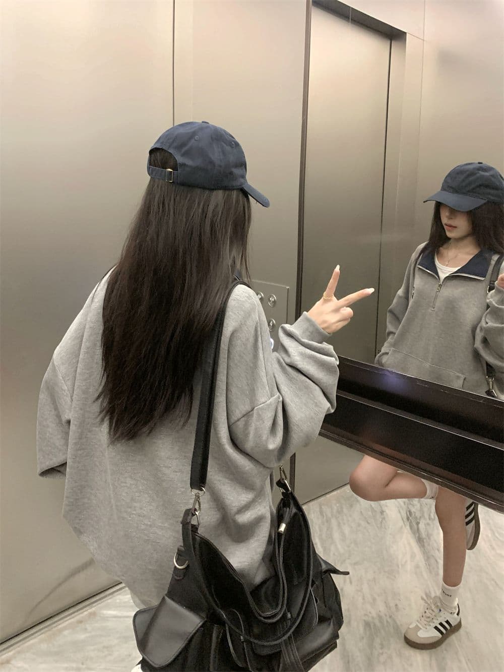 실사 후아 면 복합 얇은 스타일 털이 있는 POLO 칼라 지퍼 후드티 여성 배색 자수 상세 이미지 9