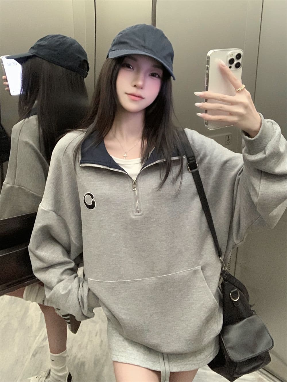 실사 후아 면 복합 얇은 스타일 털이 있는 POLO 칼라 지퍼 후드티 여성 배색 자수 상세 이미지 12