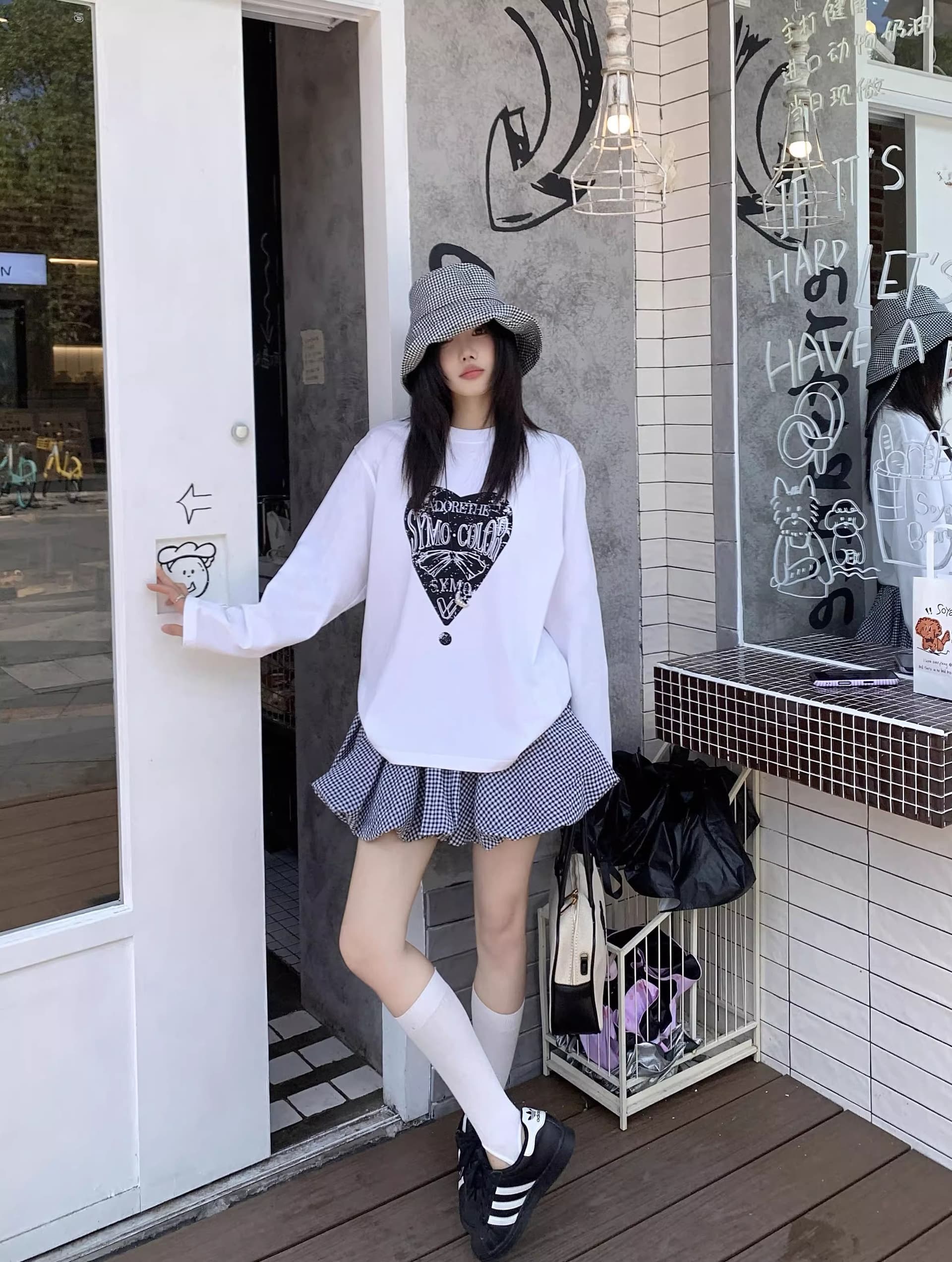 순면 이후 패키지 칼라 bm 조수 브랜드 인터넷 유명인 한국 스타일 하라주쿠 와이드 바람 소나무 맨위 캐주얼 프린트 연령 감소 긴팔 티셔츠 여성 상세 이미지 3