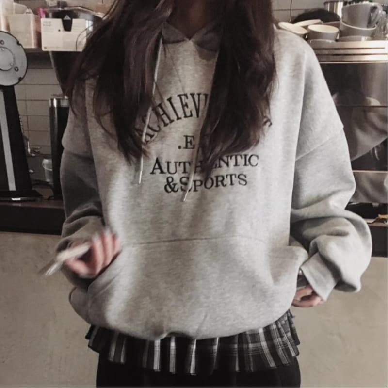 2026 새로운 가을 겨울철 후드 oversize 후드티 여성 ins 한국 스타일 루즈핏 bf 작은 대중 운동 재킷 트렌디 이미지 2