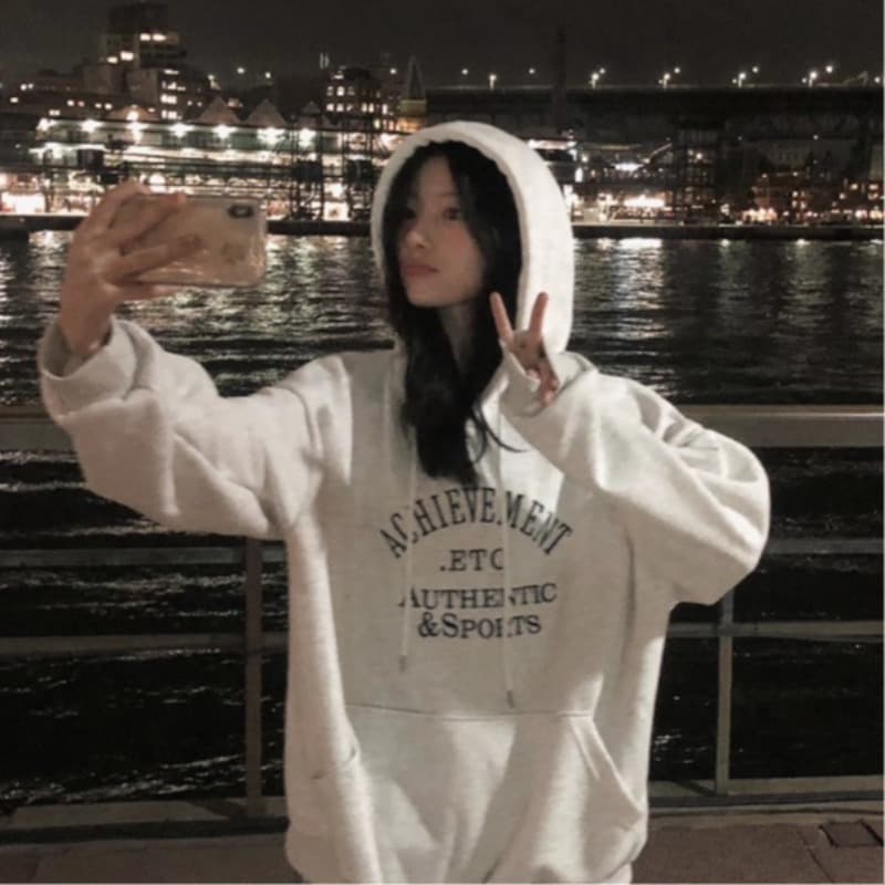 2026 새로운 가을 겨울철 후드 oversize 후드티 여성 ins 한국 스타일 루즈핏 bf 작은 대중 운동 재킷 트렌디 이미지 5