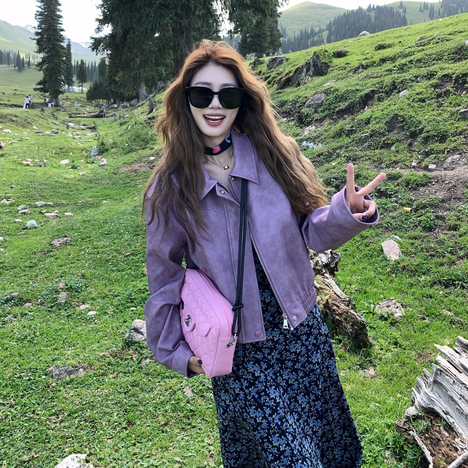 자이언트 잘 생긴 추안 웨스트 신강 운남 초원 여행 도파민 보라색 가죽 재킷 여성 코트 이른 가을 분위기 센스 착용 가져 가라. 이미지 3