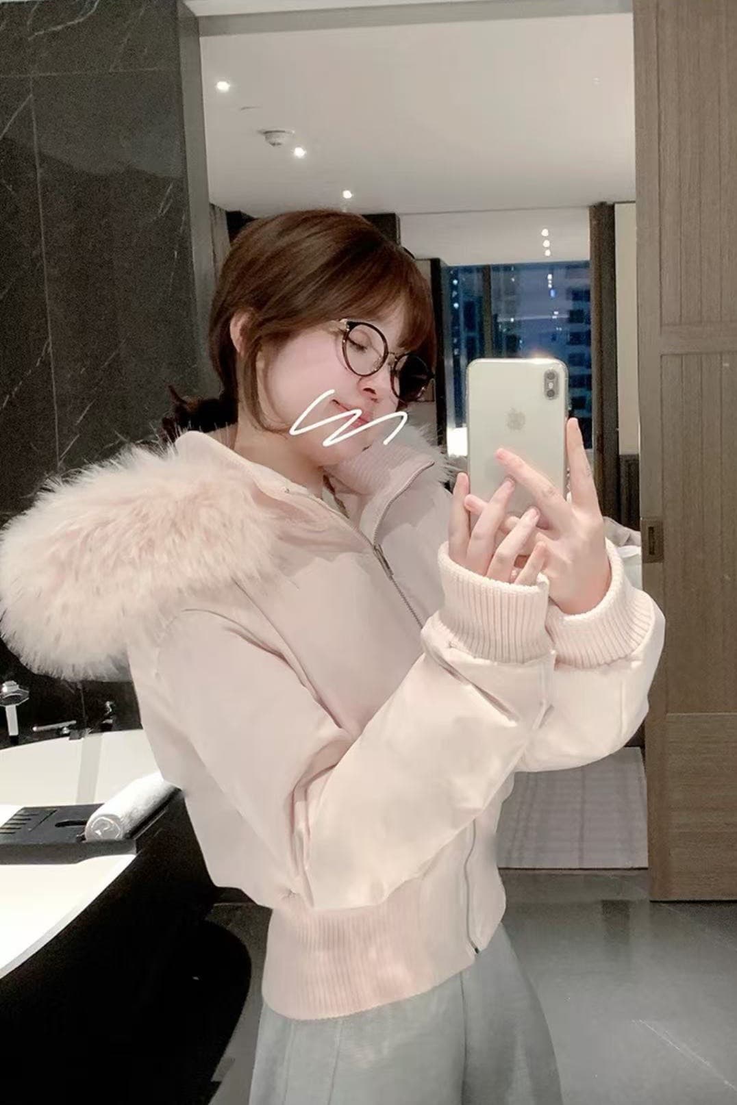 핑크색 모피 칼라 후드 쇼트 스타일 면 의류 여성 겨울 새로운 슈퍼 잘 생긴 허리 수축 보온 재킷 큰 모피 칼라 다운 재킷 이미지 6