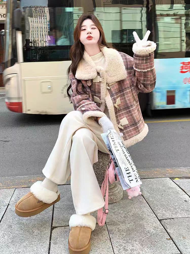 체크무늬 피모 하나 양털 플리스 재킷 여성 짧은 겨울 2026 새로운 폭발 작은 키 양털 면 의류 이미지 4