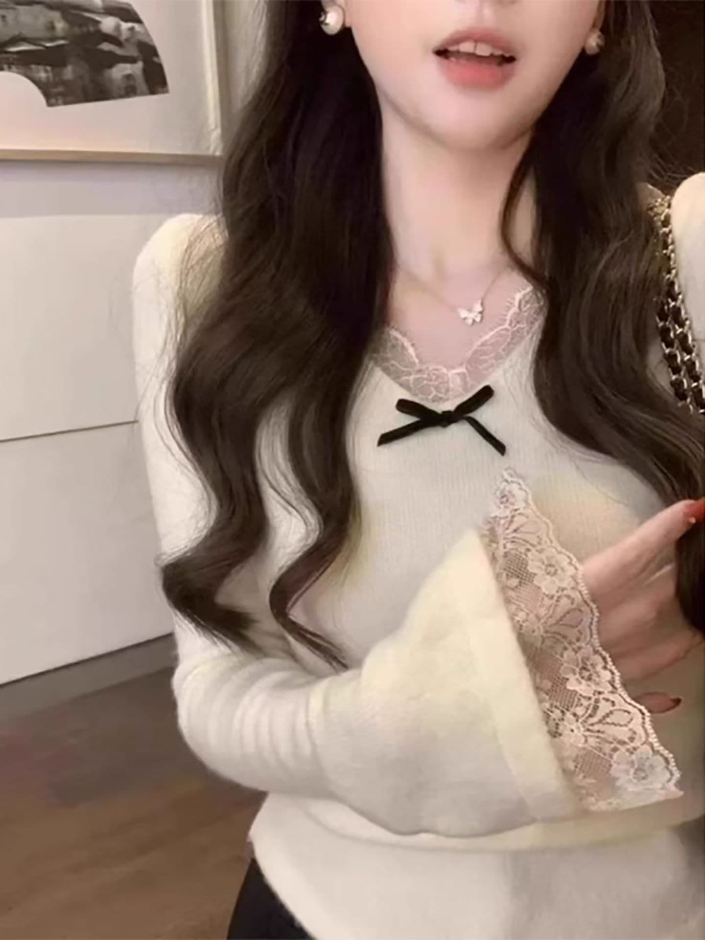 경관 그림 순수한 욕망 바람 나비 매듭 레이스 조각 긴팔 티셔츠 여성 가을 겨울 몸매 가꾸기 인사이드 가져 가라. 기본 셔츠 연삭 털 맨위 상세 이미지 7