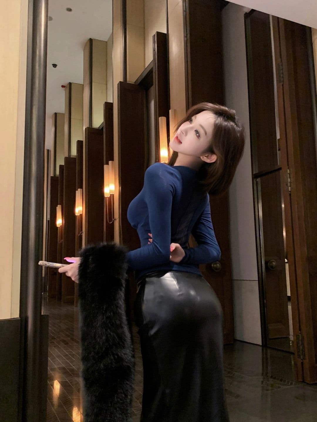 사람들 면 잡아라. 털 레이스 조각 섹시함 V넥 긴팔 티셔츠 여성 겨울 허리 수축 맨위 인사이드 가져 가라. 기본 셔츠 상세 이미지 11