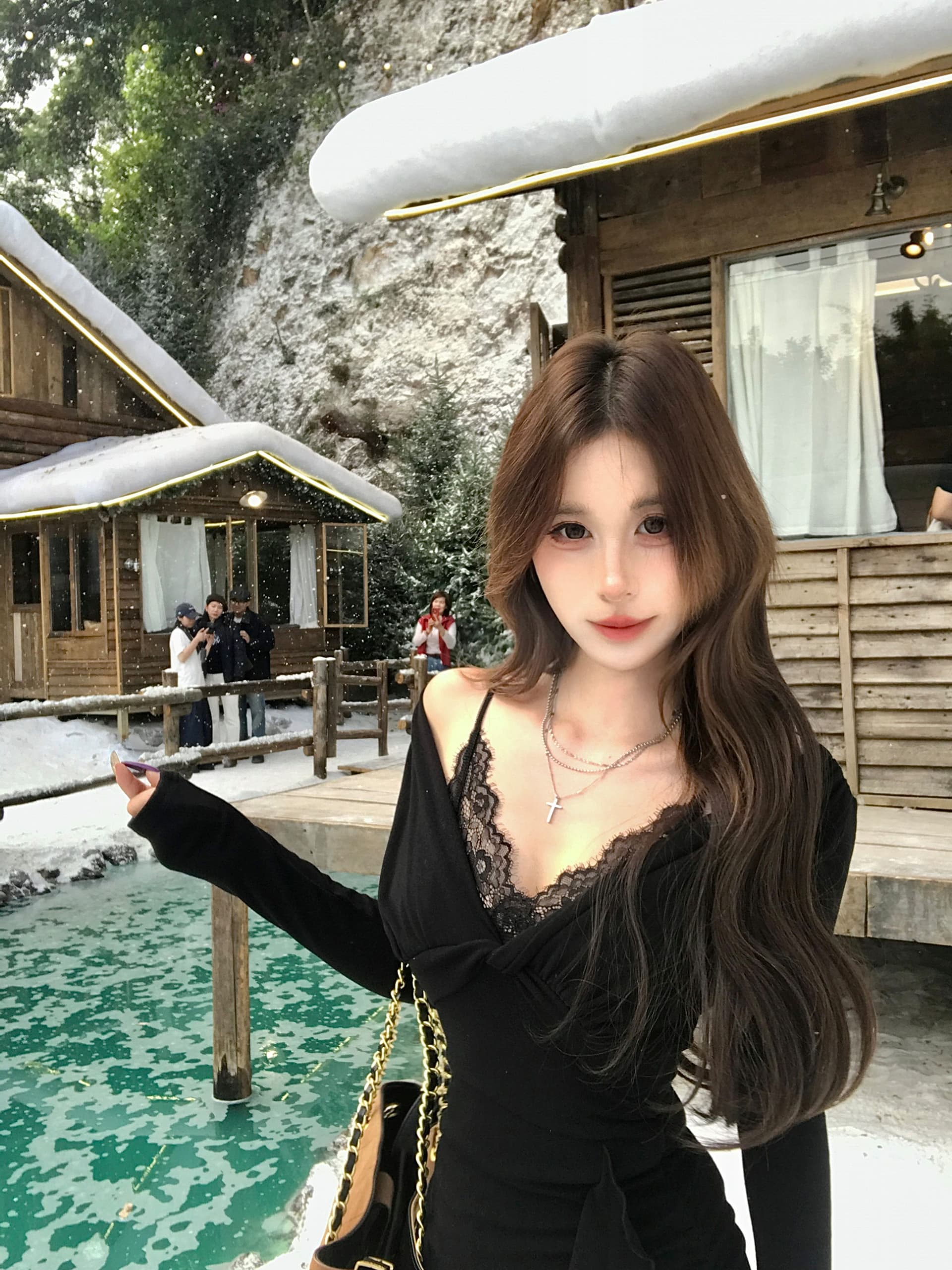 순수한 욕망 바람 핫걸 디자인 섹시함 레이스 페이크 레이어드 여성 드레스 가을 겨울 프릴 니트 타이트 스커트 짧은 치마 이미지 3
