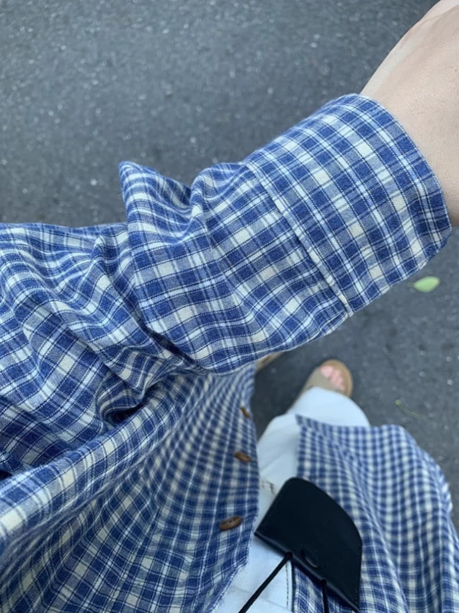 레트로 작은 대중 파란색 긴팔 체크무늬 여성 셔츠 느긋한 바람 캐주얼 체크무늬 루즈핏 외부 가져 가라. 셔츠 이미지 3