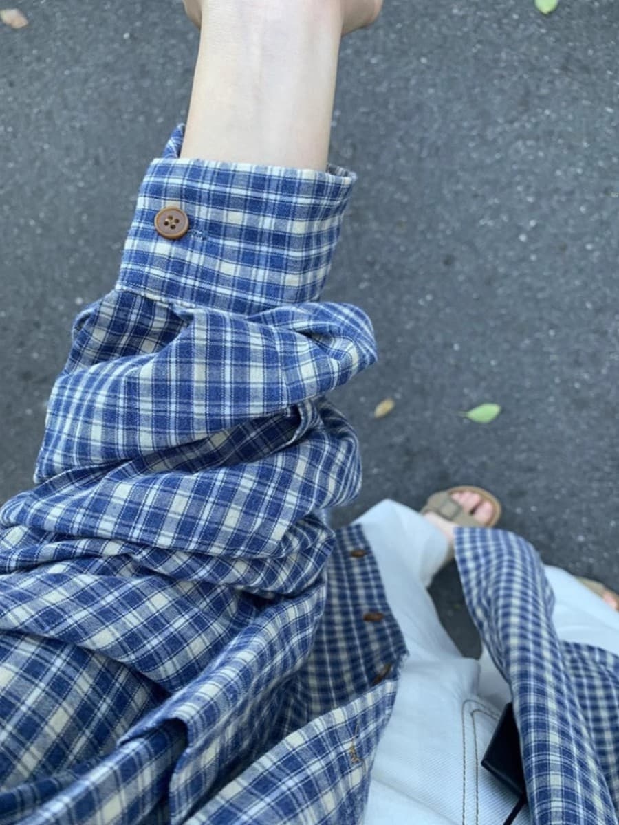 레트로 작은 대중 파란색 긴팔 체크무늬 여성 셔츠 느긋한 바람 캐주얼 체크무늬 루즈핏 외부 가져 가라. 셔츠 이미지 4