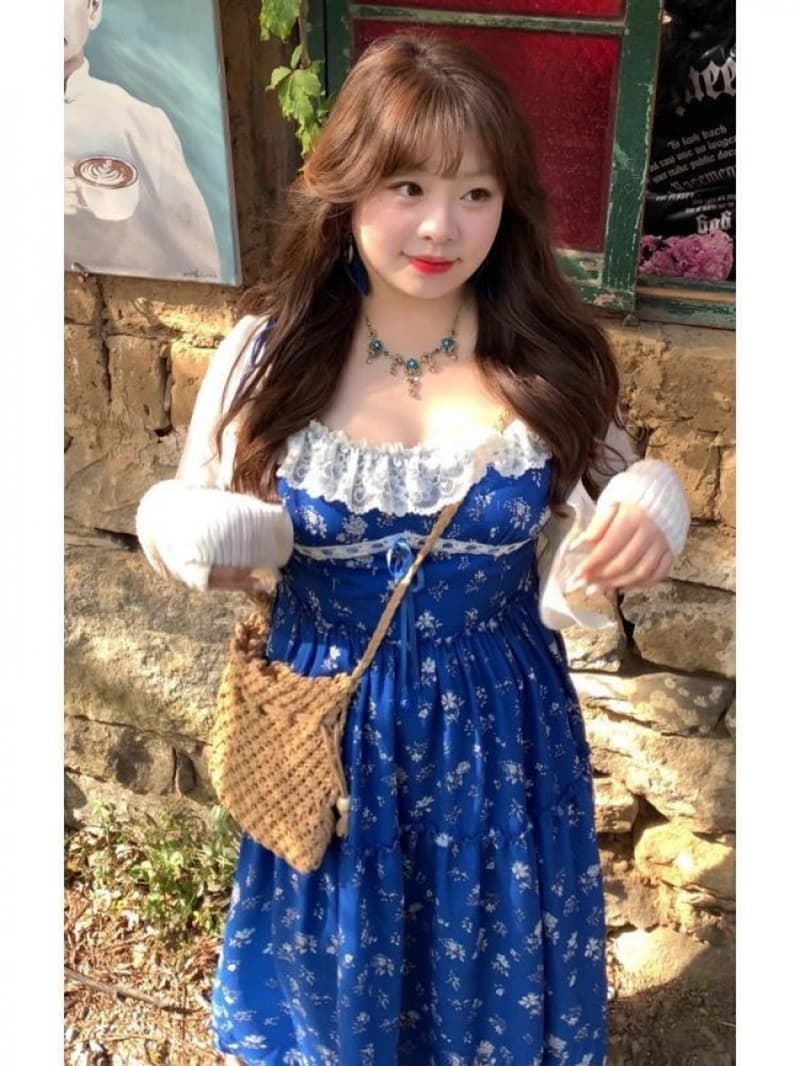 고급 센스 톰 글 래 원인 블루 꽃무늬 레이스 슬립 롱 스커트 빅 사이즈 지방 mm 프랑스식 휴가 바람 분위기 센스 드레스 이미지 3