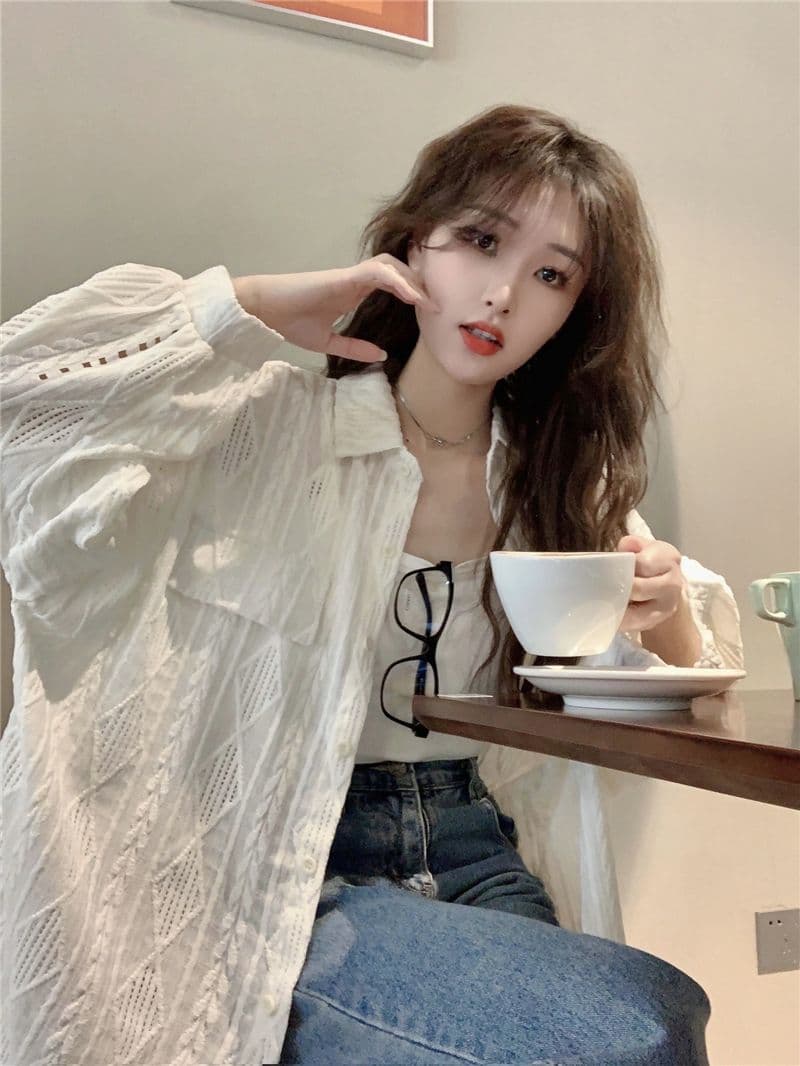 원본 품질 태양 보호 셔츠 여성 코트 봄 가을 새로운 홀로우 아웃 디자인 센스 루즈핏 중간 길이 셔츠 트렌디 의류 상세 이미지 9