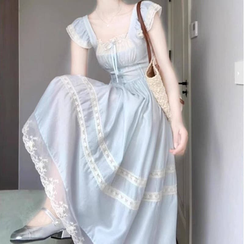 파란색 레이스 프랑스식 광장 칼라 작은 날다 소매 드레스 2026 새로운 여성 여름 작은 키 허리 수축 슬림해 보이는 치마