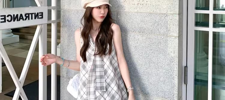 봄 여름 품격 V넥 민소매 슬림해 보이는 여성 조끼 스커트 프랑스식 디자인 센스 체크무늬 드레스 캐주얼 여성 여름 드레스 상세 이미지 19
