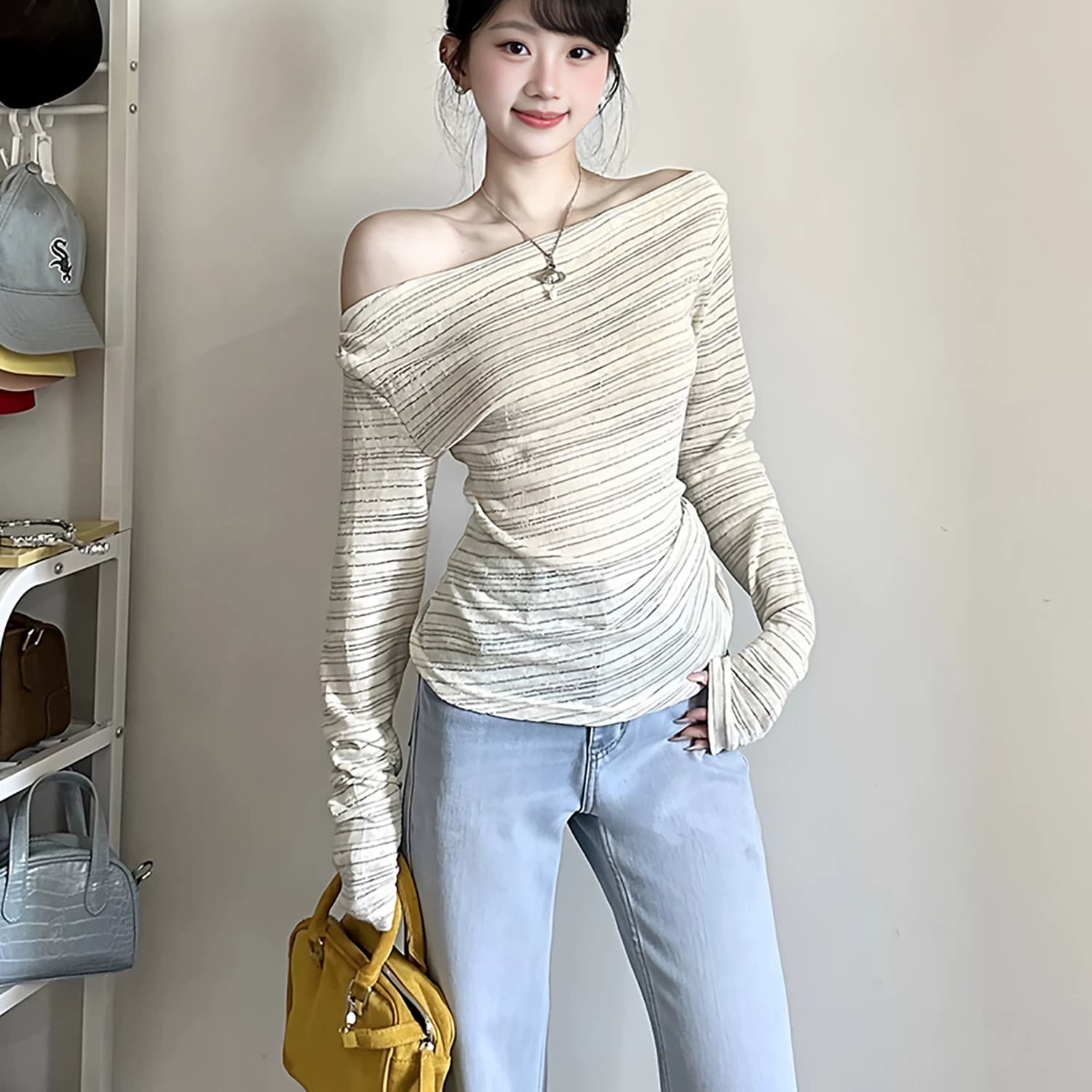 원본 은사 대나무 마디 마 배색 스트라이프 비스듬한 어깨 긴팔 티셔츠 여성 여름 얇은 스타일 외부 가져 가라. 몸매 가꾸기 오프숄더 이미지 5