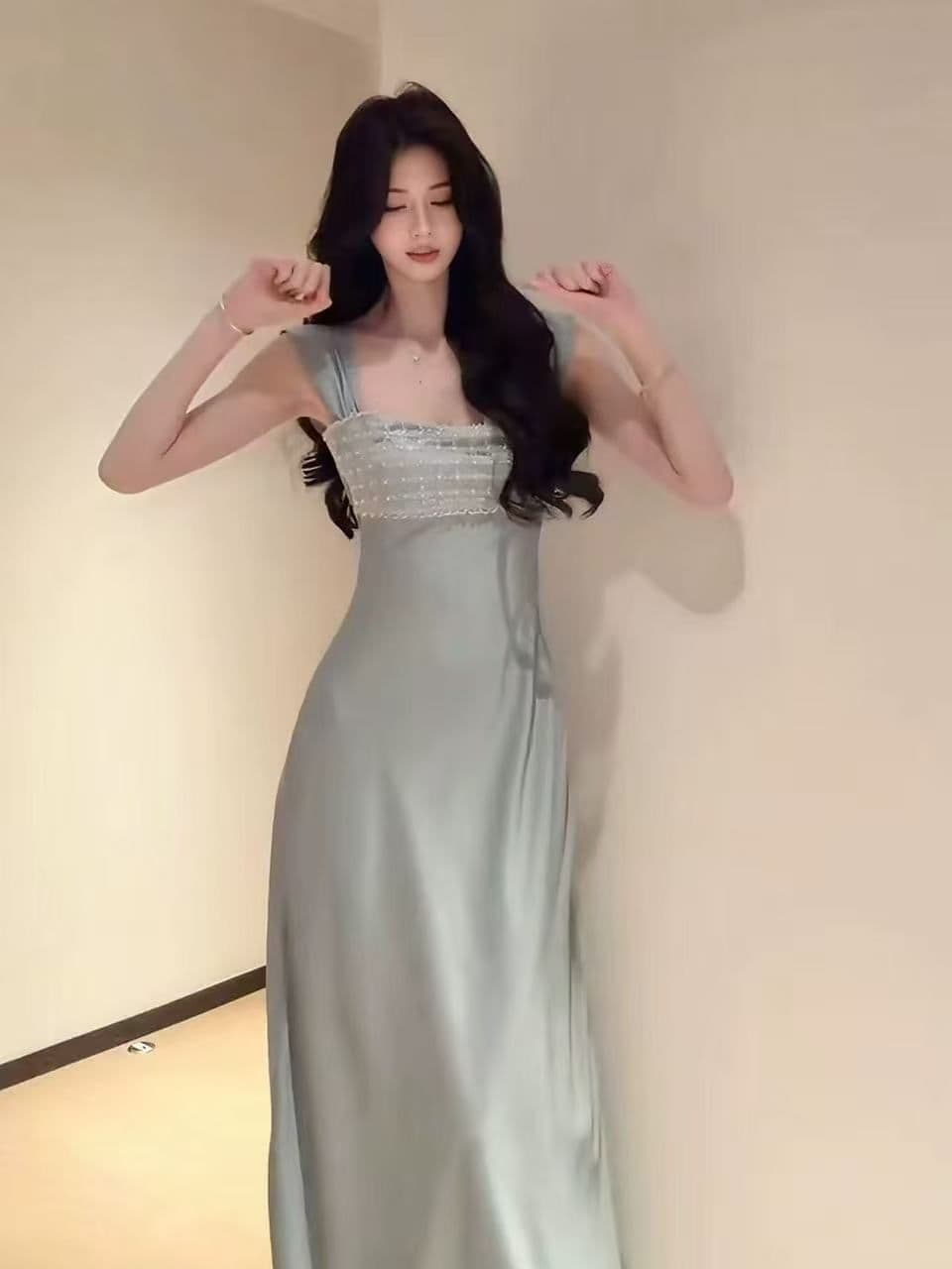 프랑스식 부드러운 명문 여성 분위기 센스 무거운 작업 다이아몬드 세팅 새틴 드레스 새로운 작은 대중 빛 럭셔리 슬림해 보이는 허리 수축 롱 스커트 이미지 4