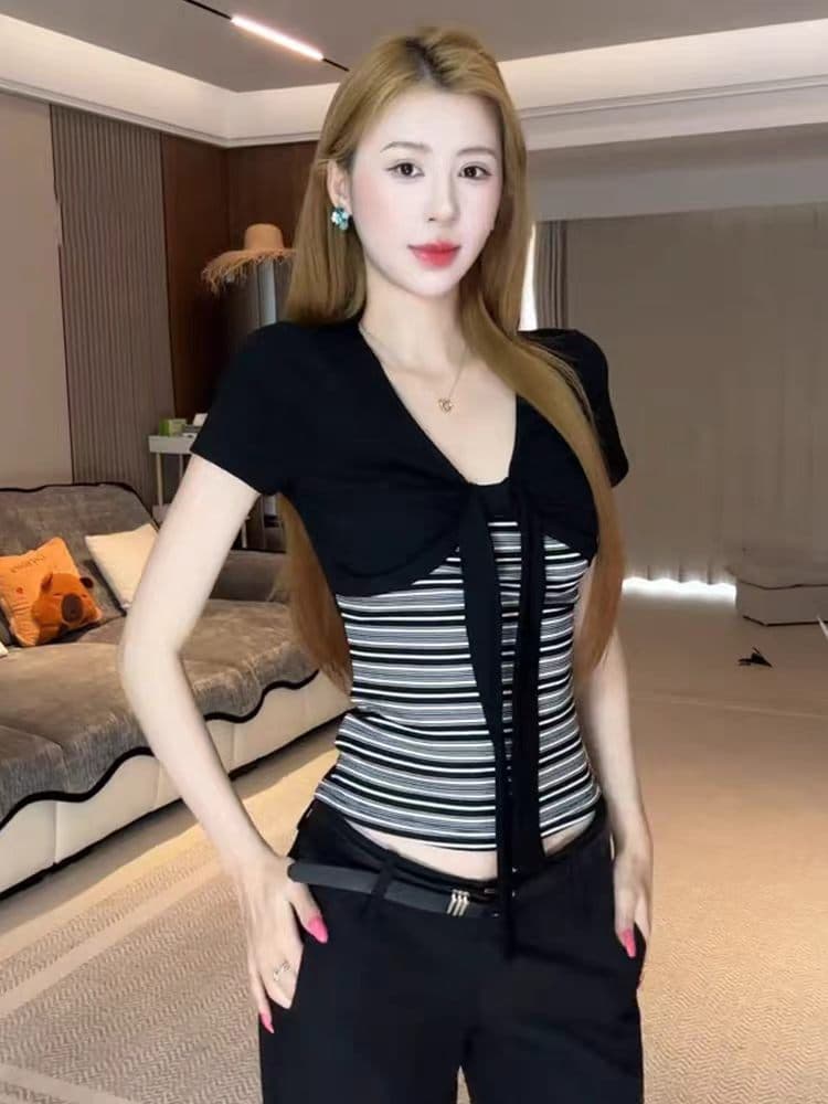 프랑스식 나비 매듭 V넥 반팔 티셔츠 여성 여름 새로운 페이크 레이어드 스트라이프 맨위 작은 키 한 부서 착용 가져 가라. 이미지 3
