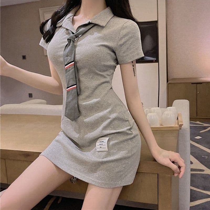 경기 넥타이 차가운 소란스런 소리를 내며 움직이다 슈퍼 매운맛 야구 선수 슬림해 보이는 여성 드레스 POLO 칼라 활력 소녀 욕망 순수한 치마 이미지 3