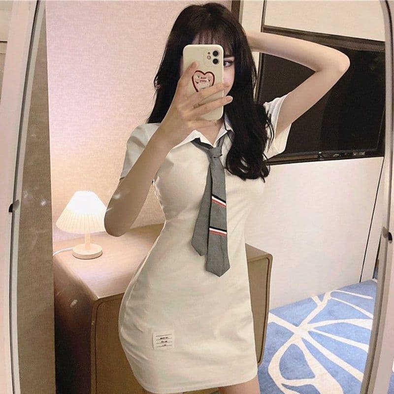 경기 넥타이 차가운 소란스런 소리를 내며 움직이다 슈퍼 매운맛 야구 선수 슬림해 보이는 여성 드레스 POLO 칼라 활력 소녀 욕망 순수한 치마 이미지 5