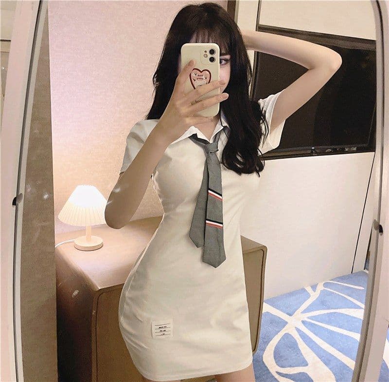 경기 넥타이 차가운 소란스런 소리를 내며 움직이다 슈퍼 매운맛 야구 선수 슬림해 보이는 여성 드레스 POLO 칼라 활력 소녀 욕망 순수한 치마 상세 이미지 4