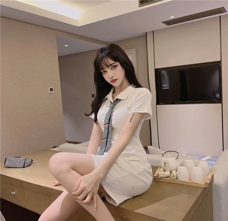 경기 넥타이 차가운 소란스런 소리를 내며 움직이다 슈퍼 매운맛 야구 선수 슬림해 보이는 여성 드레스 POLO 칼라 활력 소녀 욕망 순수한 치마 상세 이미지 16