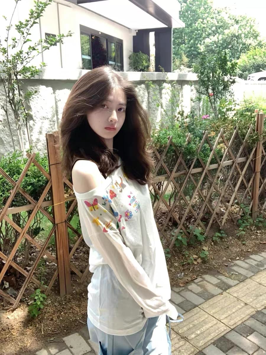 비스듬한 어깨 보트넥 펌프 로프 마이크로 ~을 통해 자외선 차단 블라우스 긴팔 루즈핏 당겨서 칼라 오프숄더 자외선 차단 블라우스 상세 이미지 4